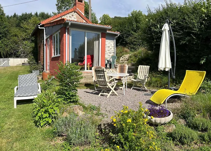 Séjour à la campagne Maison Independante Pour 2 Inclus Tiny House For 2 Included Teilhet (Puy-de-Dome)